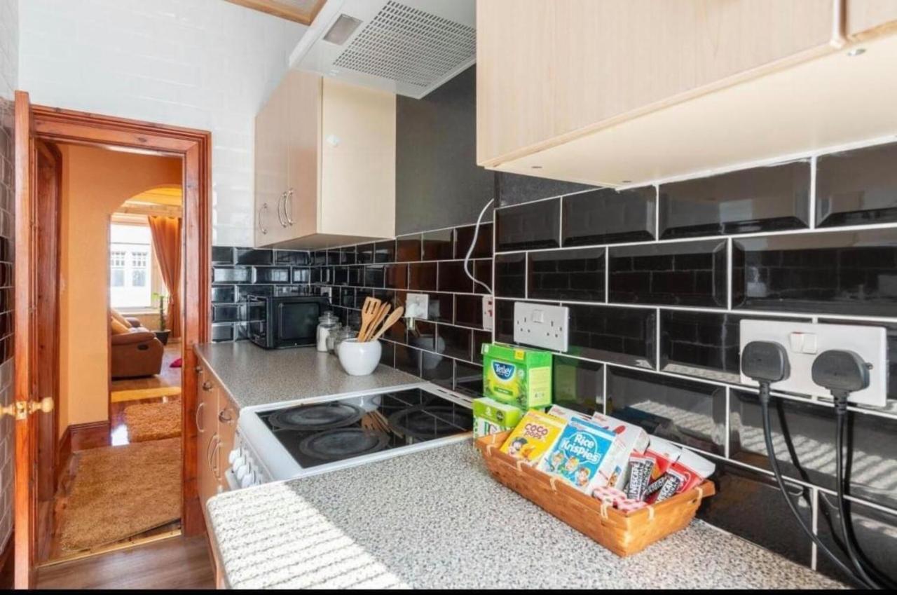 Georges57 2-Bed Apartment In Inverness Esterno foto
